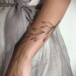 класная женская тату 21.01.2020 №001 -beautiful female tattoo- tatufoto.com