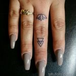 класная женская тату 21.01.2020 №069 -beautiful female tattoo- tatufoto.com