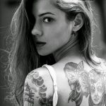 класная женская тату 21.01.2020 №102 -beautiful female tattoo- tatufoto.com