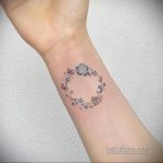 класная женская тату 21.01.2020 №140 -beautiful female tattoo- tatufoto.com