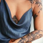 класная женская тату 21.01.2020 №292 -beautiful female tattoo- tatufoto.com