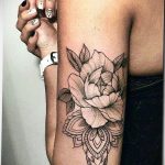 крутая женская татуировки 21.01.2020 №127 -cool female tattoos- tatufoto.com