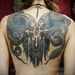крутая женская татуировки 21.01.2020 №139 -cool female tattoos- tatufoto.com