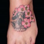 крутая женская татуировки 21.01.2020 №413 -cool female tattoos- tatufoto.com
