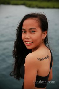 тату у девушки в купальнике 21.01.2020 №065 -tattoo in a girl in a swimsuit- tatufoto.com
