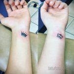 фото тату корона на запястье 02.01.2020 №001 -crown tattoo on the wrist- tatufoto.com