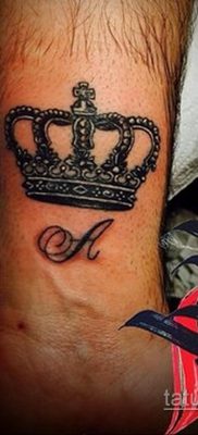 фото тату корона на запястье для мужчин 02.01.2020 №1003 -crown tattoo- tatufoto.com