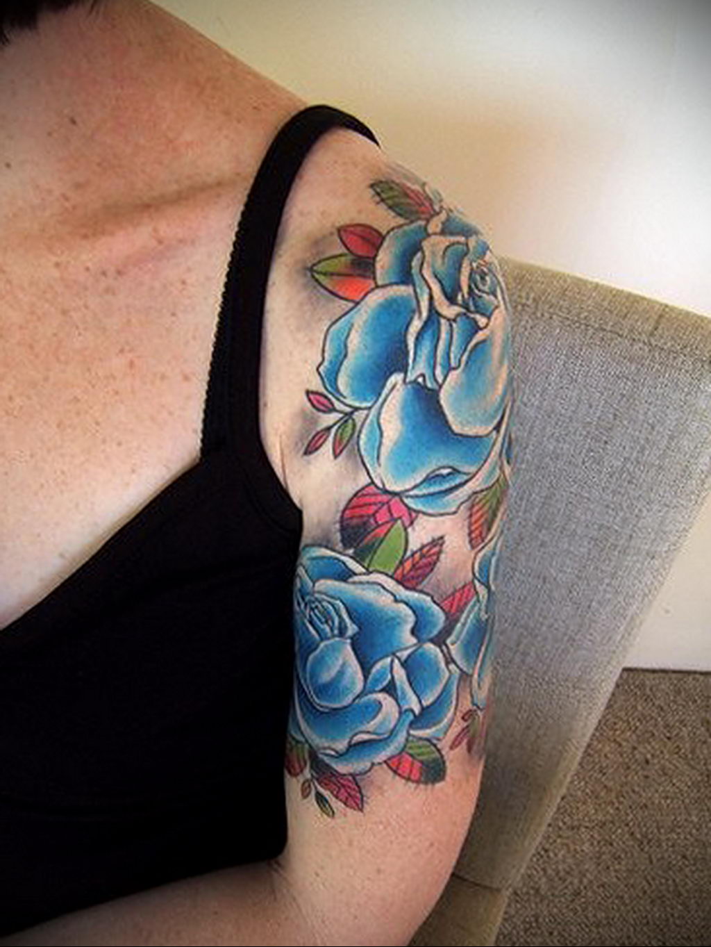 тату синяя роза для девушки 04.02.2020 №030 rose tattoo for girl
