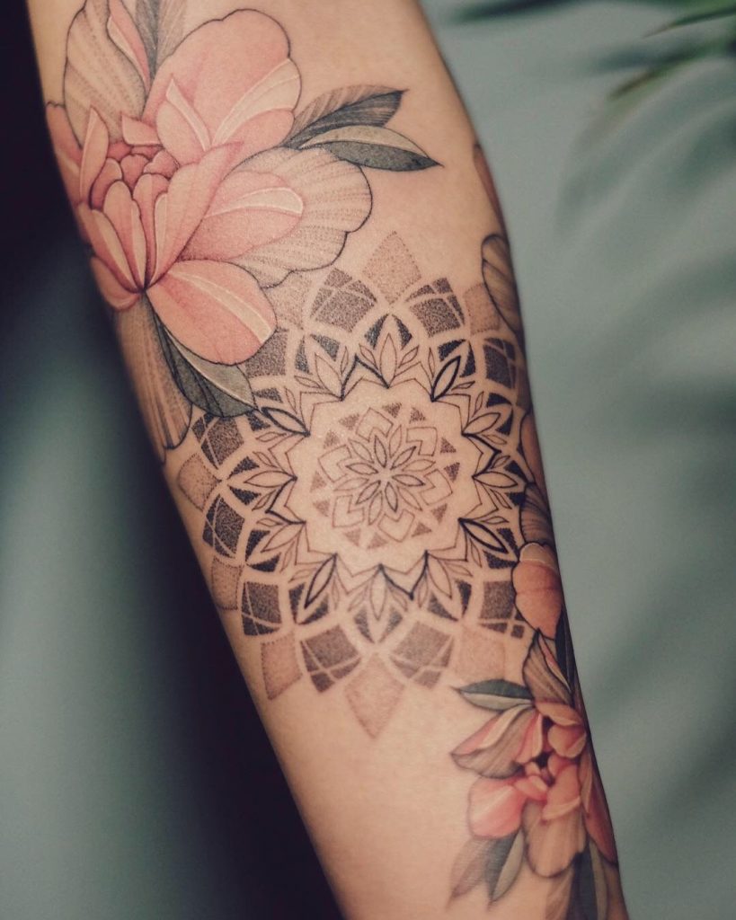 Нора Ляшко - Nora ink – фото готовой татуировки выполненной этим тату мастером - фото 1