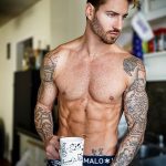 Арло Дикристина – travbeachboy – фото мужчины с красивым телом и татуировками для tatufoto.com 10