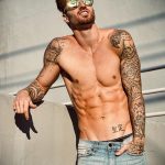 Арло Дикристина – travbeachboy – фото мужчины с красивым телом и татуировками для tatufoto.com 9
