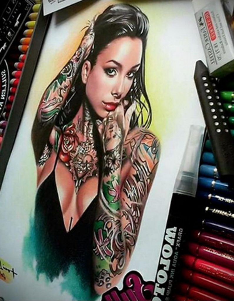 Пример невероятно реалистичного рисунка с девушкой у которой есть на теле татуировкаи для сайта tatufoto.com 19
