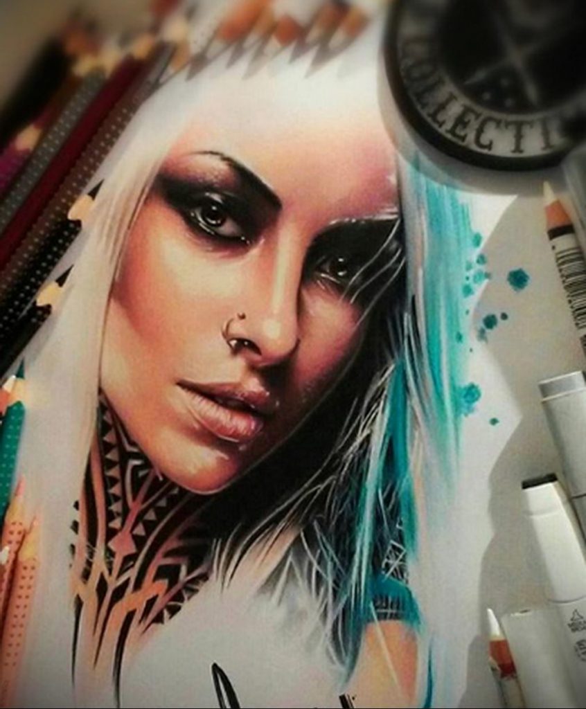 Пример невероятно реалистичного рисунка с девушкой у которой есть на теле татуировкаи для сайта tatufoto.com 28
