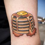 Фото татуировки с блинами к масленнице 24.02.2020 №071 -pancake tattoo- tatufoto.com