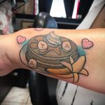 Фото татуировки с блинами к масленнице 24.02.2020 №085 -pancake tattoo- tatufoto.com