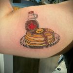 Фото татуировки с блинами к масленнице 24.02.2020 №088 -pancake tattoo- tatufoto.com