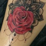 тату красная роза для девушки 04.02.2020 №003 -rose tattoo for girl- tatufoto.com