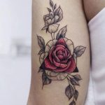 тату роза в треугольнике для девушки 04.02.2020 №030 -rose tattoo for girl- tatufoto.com