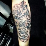 тату роза и часы для девушки 04.02.2020 №002 -rose tattoo for girl- tatufoto.com