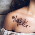 тату роза на ключице девушки 04.02.2020 №005 -rose tattoo for girl- tatufoto.com