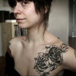 тату роза на ключице девушки 04.02.2020 №022 -rose tattoo for girl- tatufoto.com