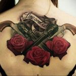 тату роза на спине девушки 04.02.2020 №002 -rose tattoo for girl- tatufoto.com