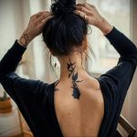 тату роза на шее девушки 04.02.2020 №002 -rose tattoo for girl- tatufoto.com