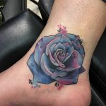 тату синяя роза для девушки 04.02.2020 №046 -rose tattoo for girl- tatufoto.com