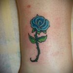 тату синяя роза для девушки 04.02.2020 №103 -rose tattoo for girl- tatufoto.com