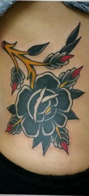 тату черная роза для девушки 04.02.2020 №037 -rose tattoo for girl- tatufoto.com