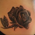тату черная роза для девушки 04.02.2020 №047 -rose tattoo for girl- tatufoto.com
