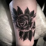 тату черная роза для девушки 04.02.2020 №057 -rose tattoo for girl- tatufoto.com