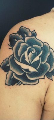 тату черная роза для девушки 04.02.2020 №079 -rose tattoo for girl- tatufoto.com
