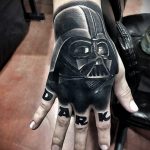 фото пример тату Дарт Вейдер 04.02.2020 №1099 -darth vader tattoo- tatufoto.com