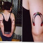 фото пример тату подкова 02.02.2020 №076 -horseshoe tattoo- tatufoto.com