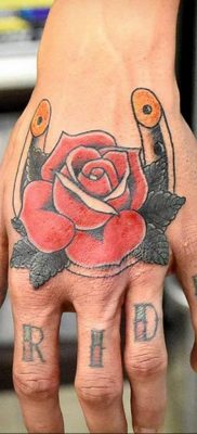 фото пример тату подкова 02.02.2020 №324 -horseshoe tattoo- tatufoto.com
