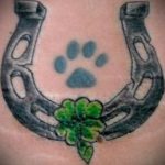 фото тату подкова на удачу 02.02.2020 №023 -horseshoe tattoo- tatufoto.com