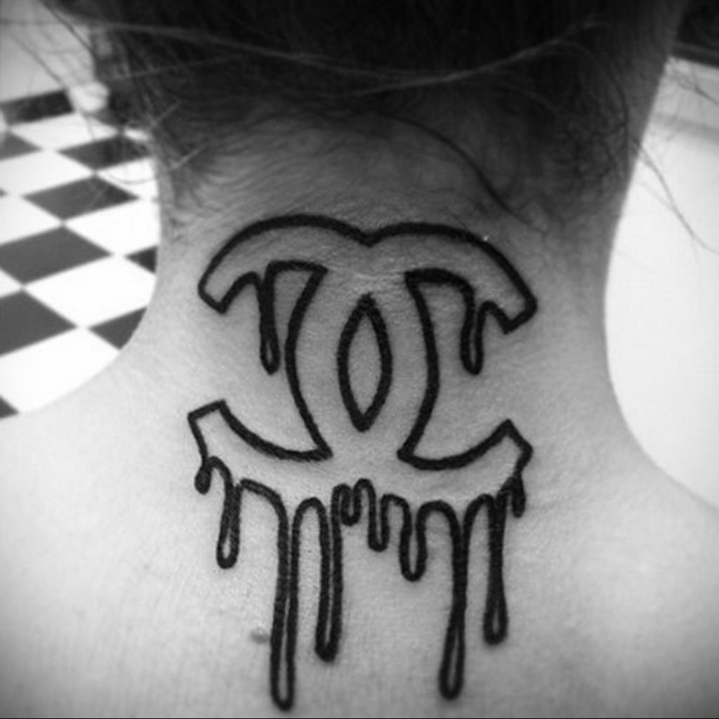 Фото татуировки с логотипом 15.03.2020 № 171 -tattoo logo- tatufoto.com. 