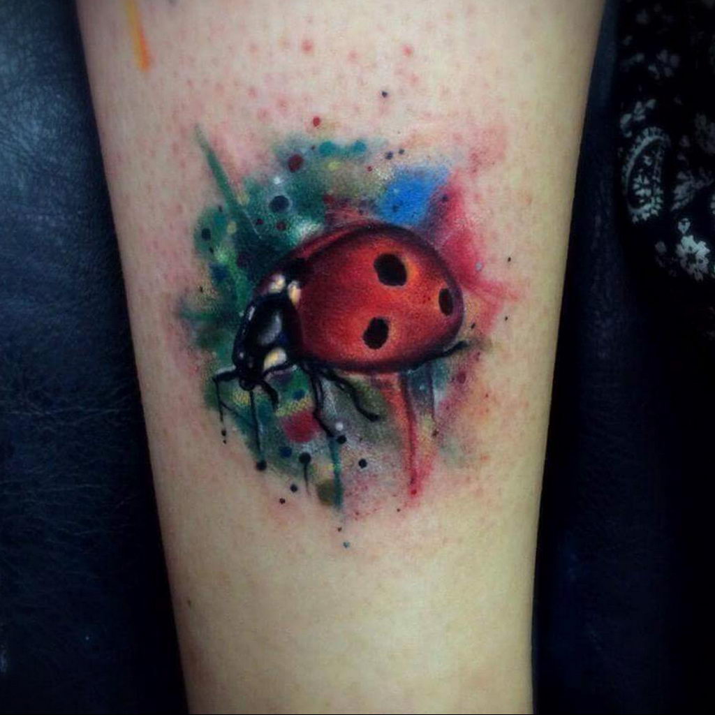 Фото тату про любовь рисунок Божья Коровка 03.02.2020 № 267 -ladybug- tatuf...