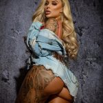 @ellie_doll или Ellie Rayne – фото сексуальной девушки модели с татуировками для сайта tatufoto.com - фото 16