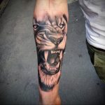 Фото пример рисунка тату оскал льва 05.02.2020 №019 -grin lion tattoo- tatufoto.com
