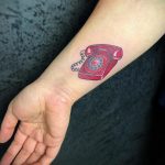 Фото примеры рисунков татуировки со стационарным телефоном на проводе от 11.03.2020 для сайта tatufoto.com 48