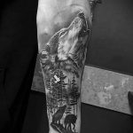 Фото тату мужской татуировки с животным 12.03.2020 №005 -animal tattoos- tatufoto.com