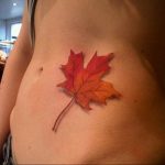 Фото тату про любовь Кленовый Лист 03.02.2020 №191 -maple leaf tattoo- tatufoto.com
