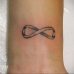 Фото тату про любовь рисунок Бесконечность 03.02.2020 №121 -heart tattoo- tatufoto.com