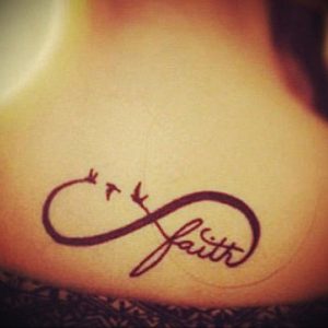 Фото тату про любовь рисунок Бесконечность 03.02.2020 №142 -heart tattoo- tatufoto.com