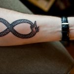 Фото тату про любовь рисунок Бесконечность 03.02.2020 №157 -heart tattoo- tatufoto.com