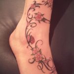 Фото тату про любовь рисунок Божья Коровка 03.02.2020 №157 -ladybug- tatufoto.com