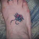 Фото тату про любовь рисунок Божья Коровка 03.02.2020 №256 -ladybug- tatufoto.com