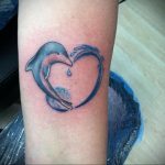 Фото тату про любовь рисунок Дельфин 03.02.2020 №171 -dolphin tattoo- tatufoto.com